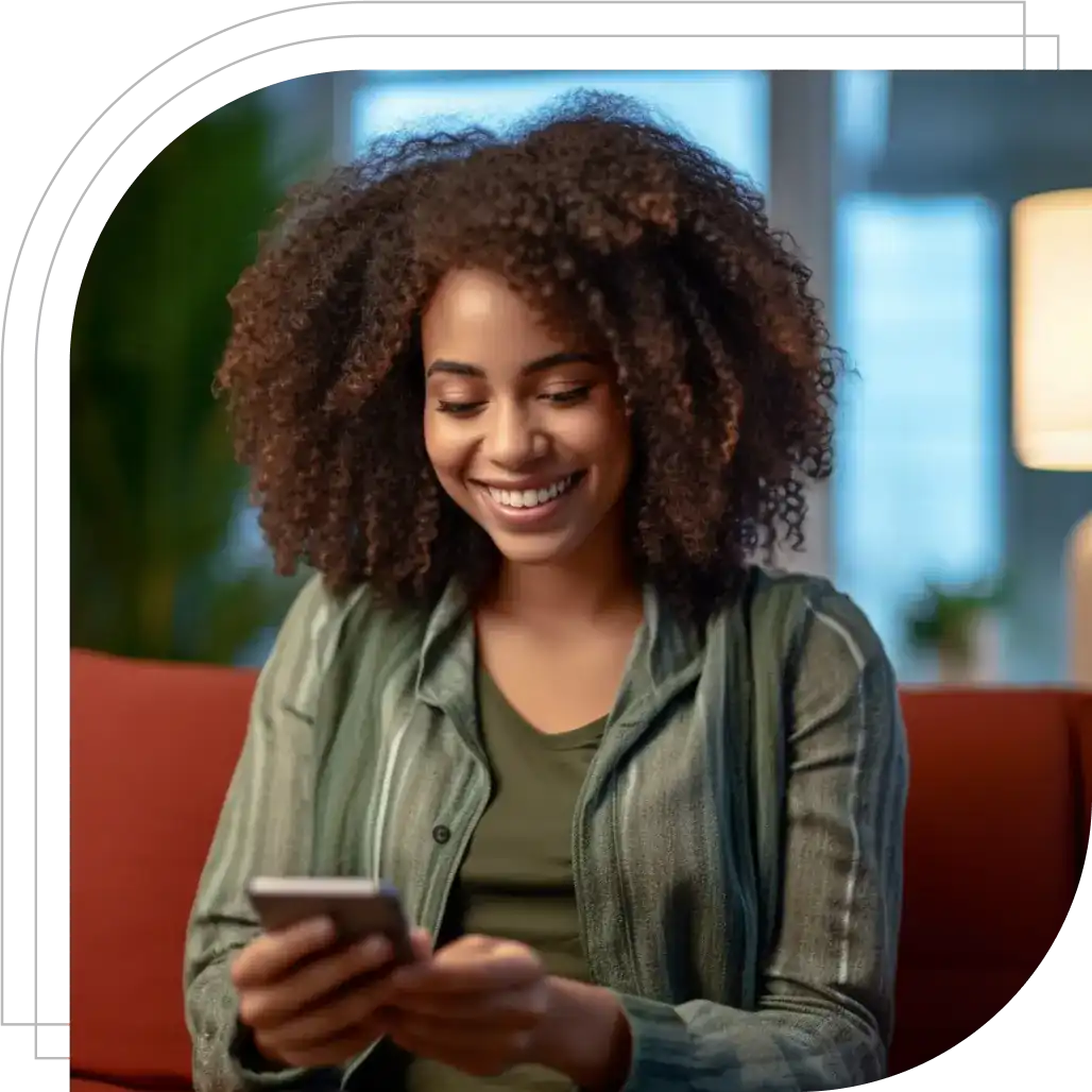 Imagem de mulher segurando o celular